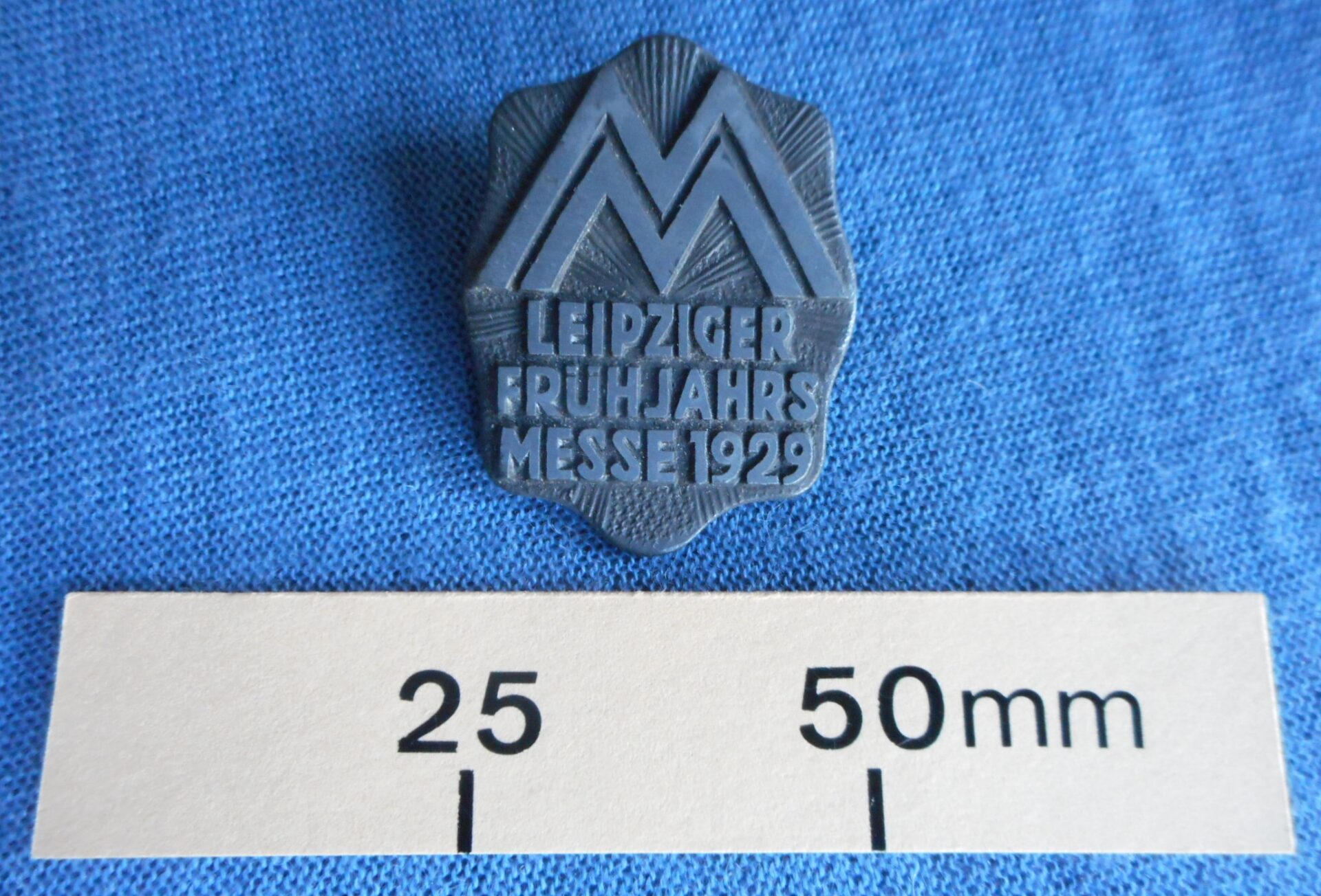 Attendees badge for the 1929 Leipzig Spring Fair