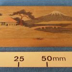 Slide box for colour changing counters