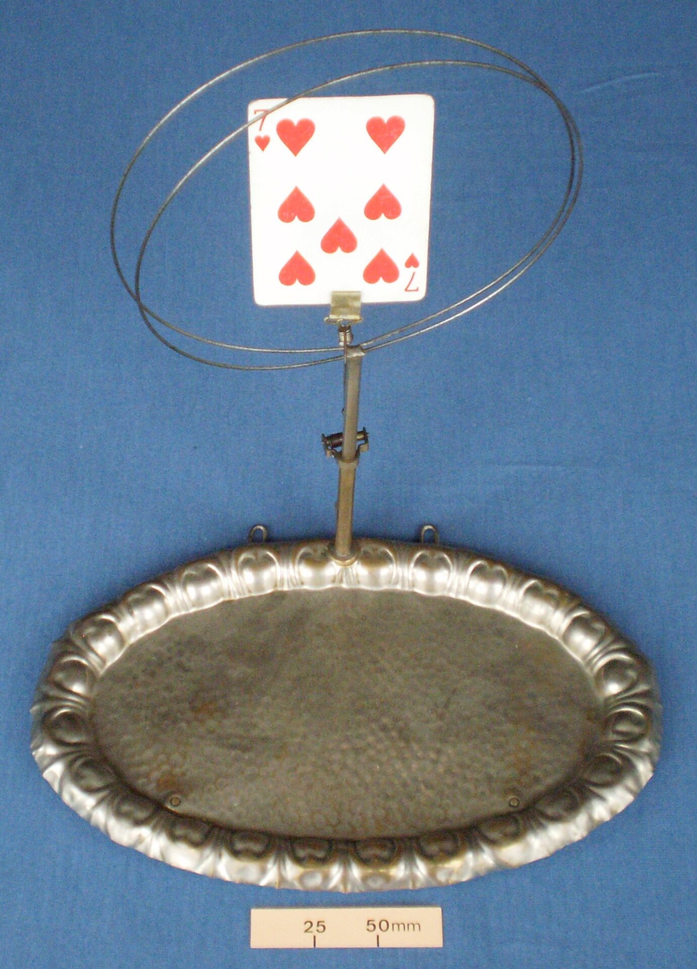 Card in balloon stand