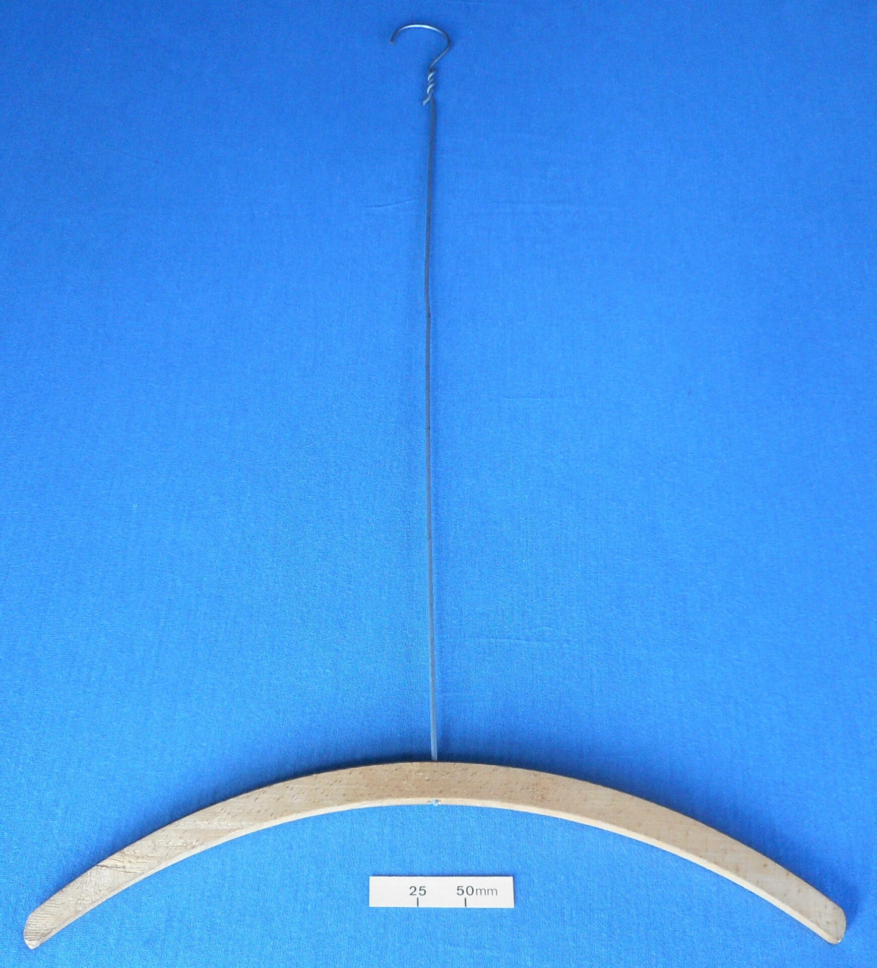 A gag coat hanger