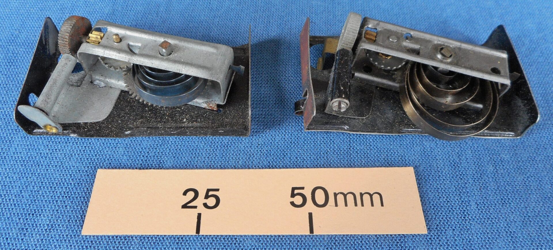 Mechanisms for joke sparking matchboxes