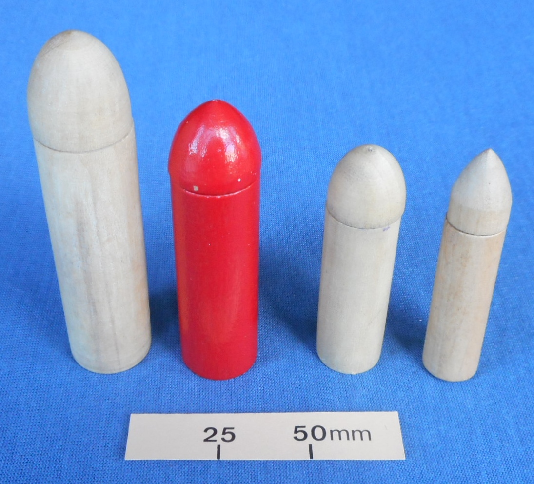 Four wood versions of the snapper novelty