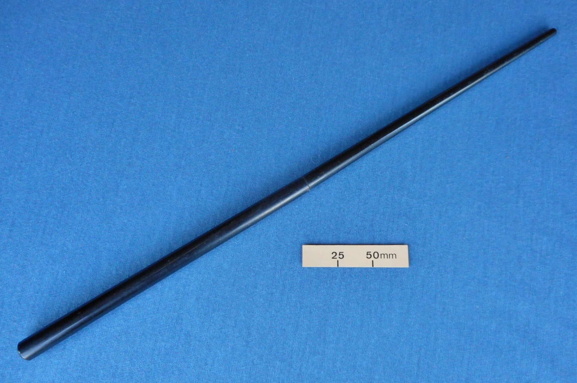 Folding baton