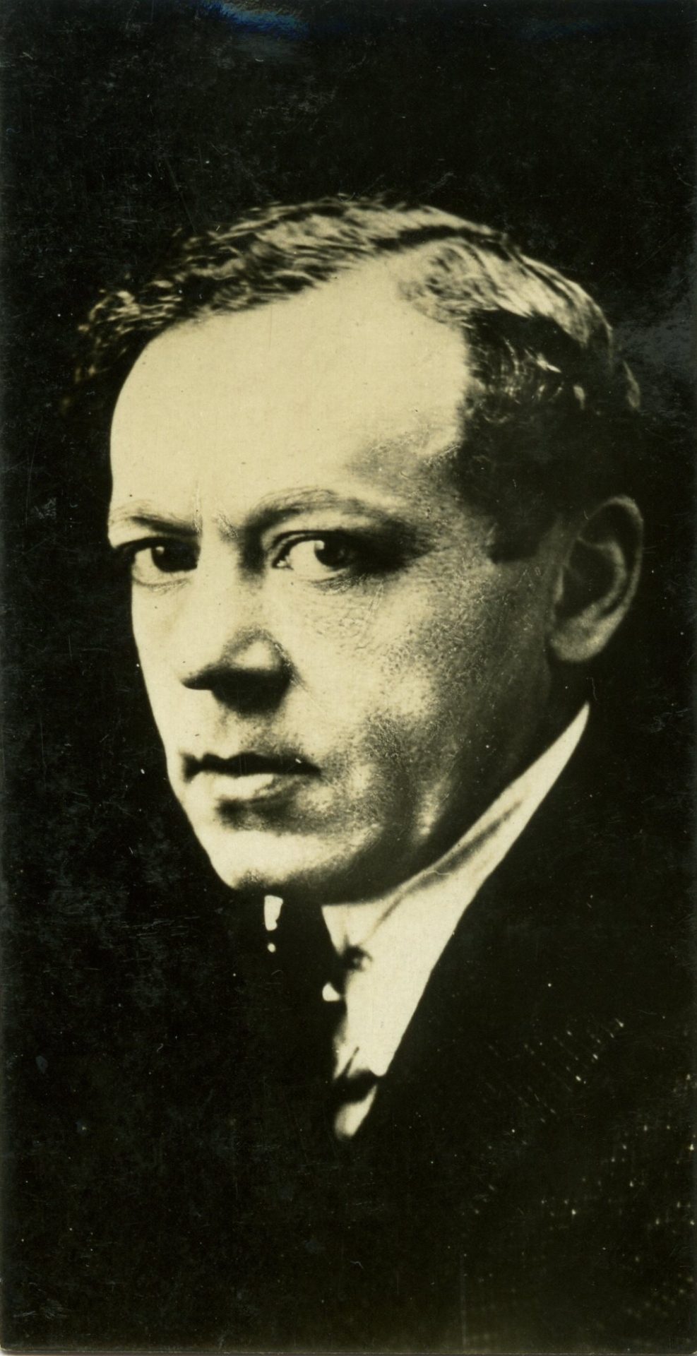 Photograph of Arnold De Biere